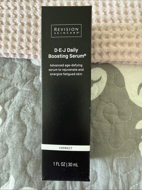 Revision Skincare D·E·J Daily Boosting Serum - new in box